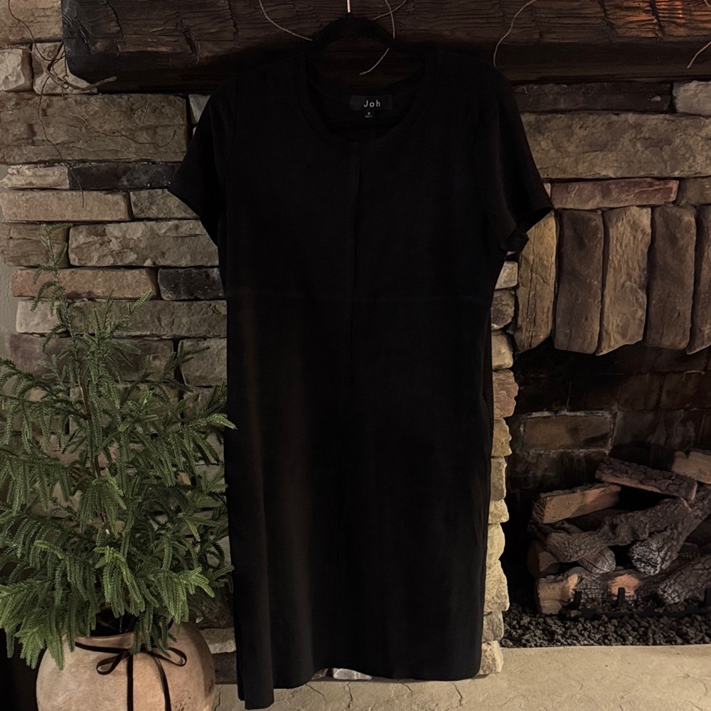 Oh Classic Black Midi Dress